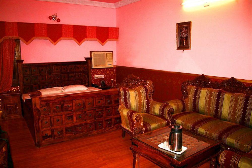 Hotel Sagar Bikánér Kültér fotó